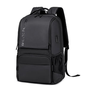 Black backpack with 'Arctic Hunter' branding on a white background
