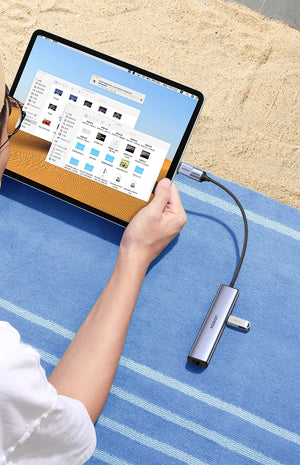 UGREEN 5in1 Multiport Adapter and USB Hub
